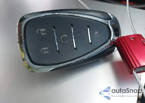 2021 Chevrolet Malibu Fwd Lt from USA, damaged, VIN 1G1ZD5ST2MF069882